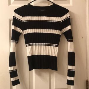 Cropped Forever 21 Sweater (fits like a s/m)